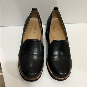 Naturalizer Black Leather Loafers
